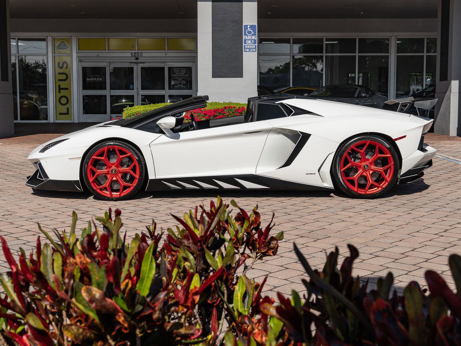 Used 2016 Lamborghini Aventador LP 700-4 AWD/4WD image 19