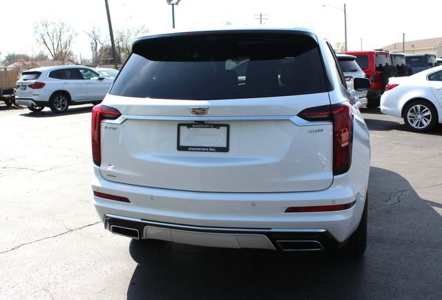 Used 2021 Cadillac XT6 Premium Luxury image 9