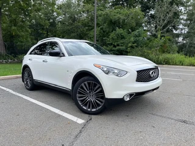 Used 2017 INFINITI QX70 AWD w/ Limited Package image 1