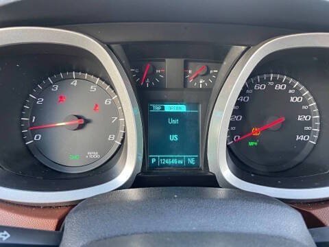 Used 2016 Chevrolet Equinox LTZ w/ Enhanced Convenience Package AWD/4WD image 15