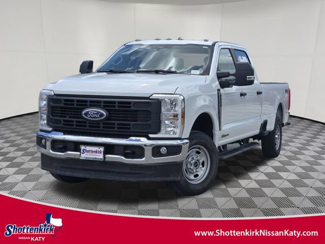 Used 2024 Ford F250 XL AWD/4WD image 1