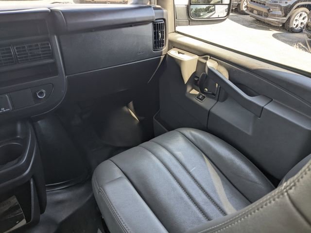 Used 2023 GMC Savana 2500 Extended w/ Driver Convenience Package image 16