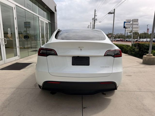 Used 2023 Tesla Model Y Long Range image 17
