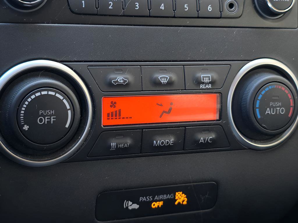 Used 2015 Nissan Leaf S w/ Charge Package image 31