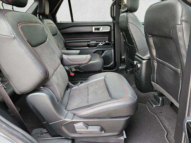 Used 2023 Ford Explorer ST-Line w/ Class IV Trailer Tow Package image 23