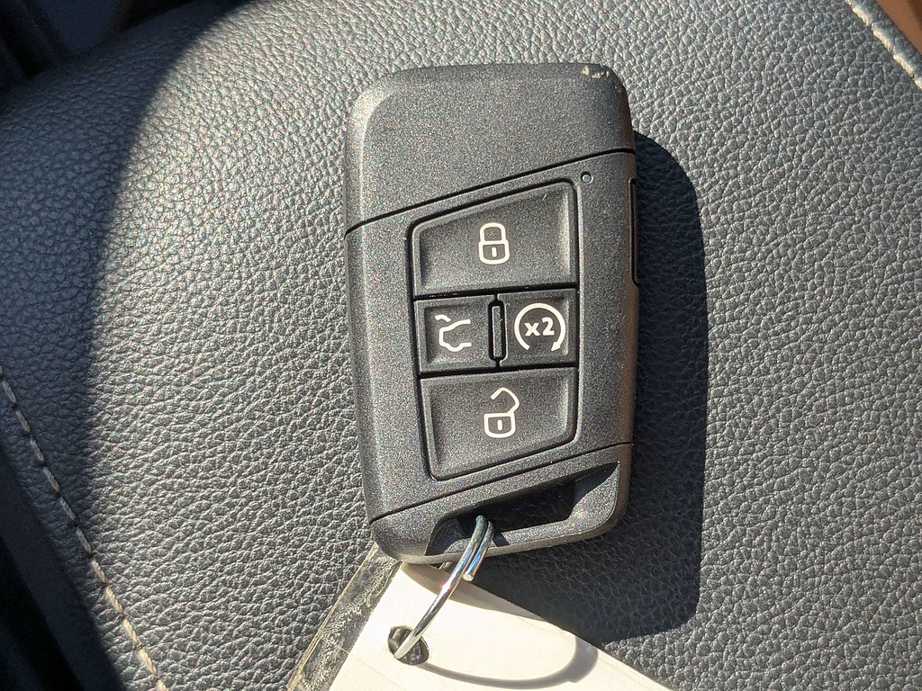 Used 2024 Volkswagen Tiguan SE FWD image 31