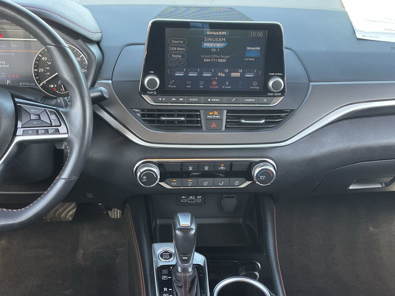 Used 2023 Nissan Altima 2.5 SR FWD image 14