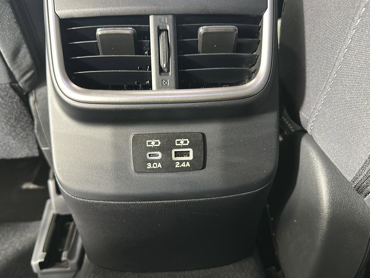 Certified 2025 Subaru Outback Premium w/ Popular Package #1A image 17