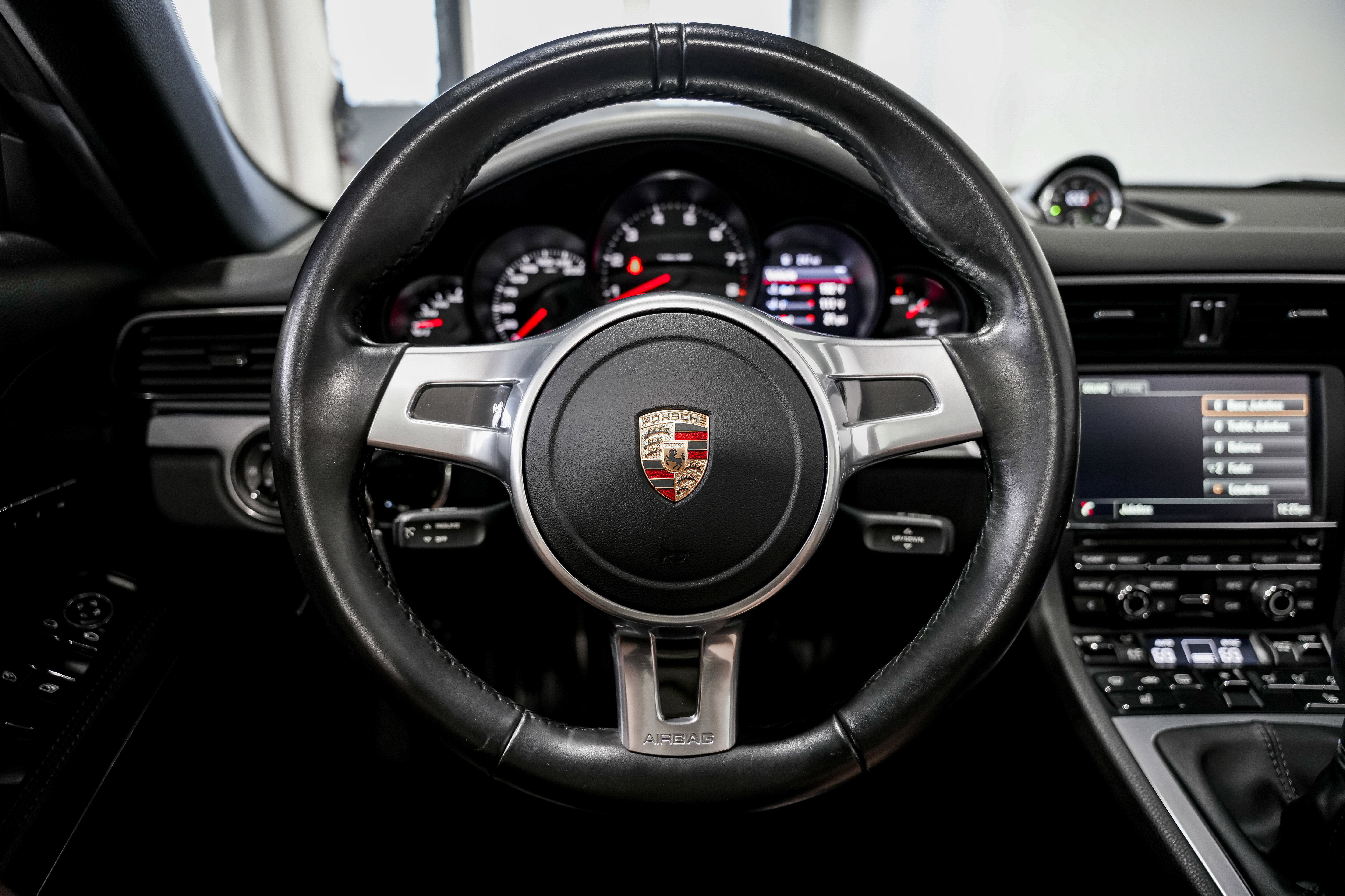 Used 2016 Porsche 911 Targa 4 image 11