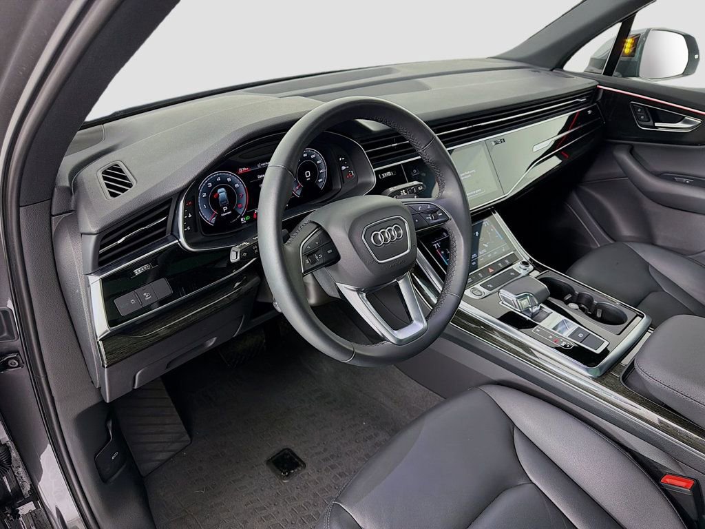 Used 2022 Audi Q7 3.0T Premium w/ Convenience Package image 9