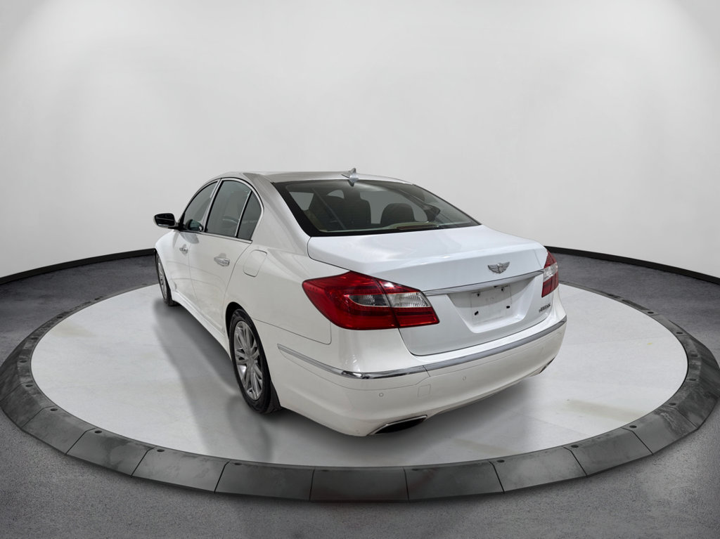 Used 2012 Hyundai Genesis 3.8 w/ Premium Pkg RWD image 8