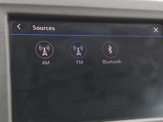 Used 2021 Chevrolet Equinox LS w/ LS Convenience Package image 4