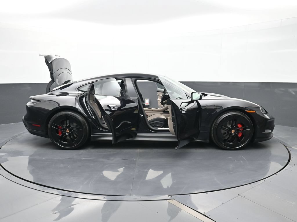 New 2026 Porsche Taycan 4S AWD/4WD image 35
