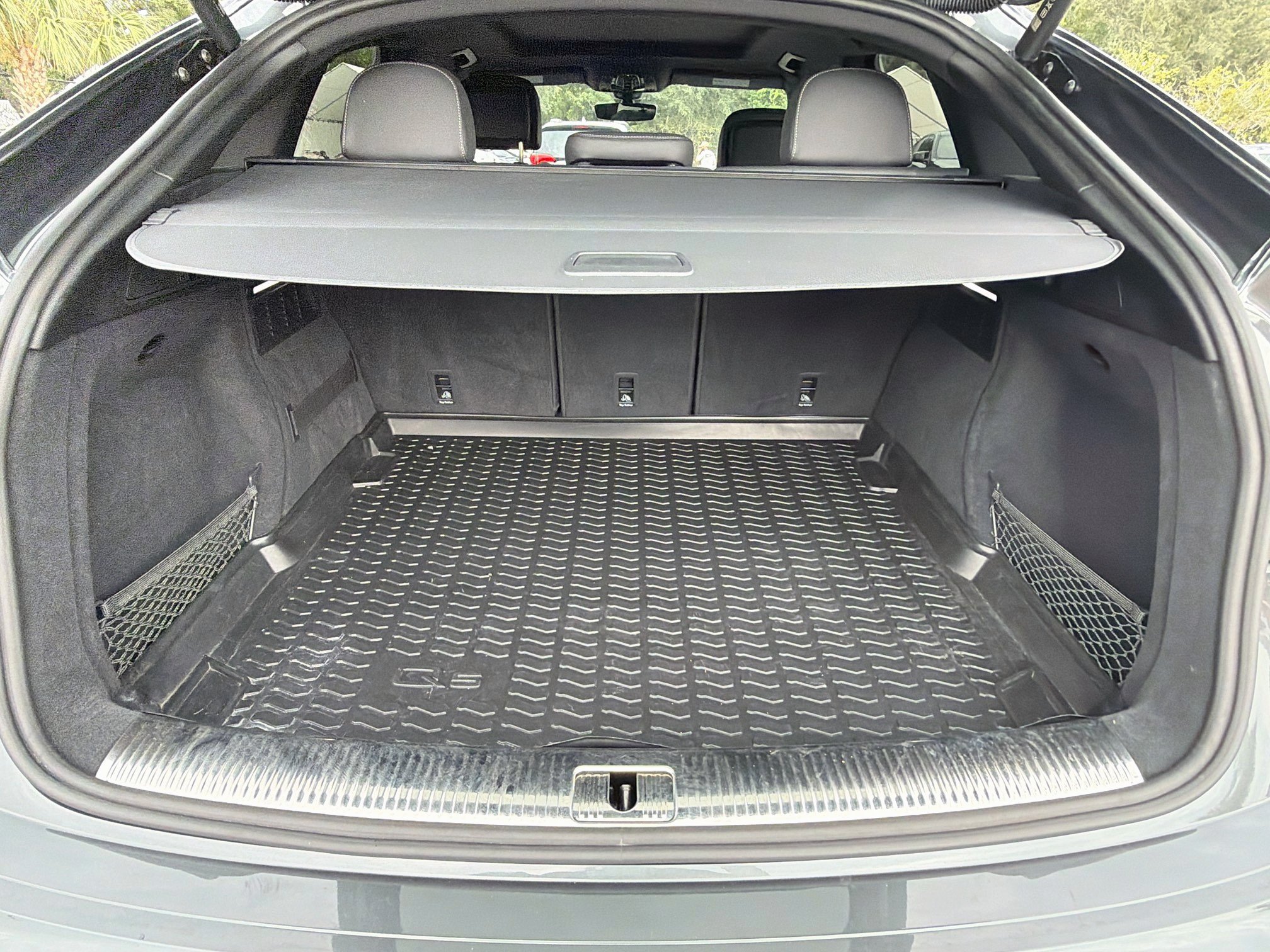 Used 2023 Audi SQ5 Prestige w/ Prestige Package AWD/4WD image 11