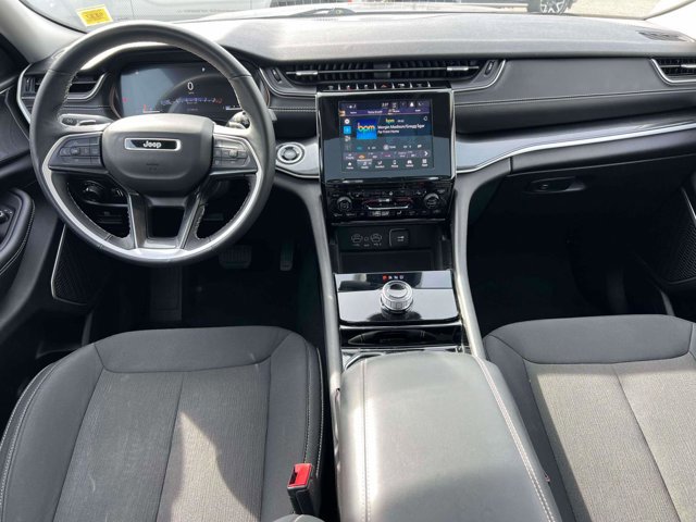 Used 2022 Jeep Grand Cherokee L Laredo w/ Luxury Tech Group I image 9