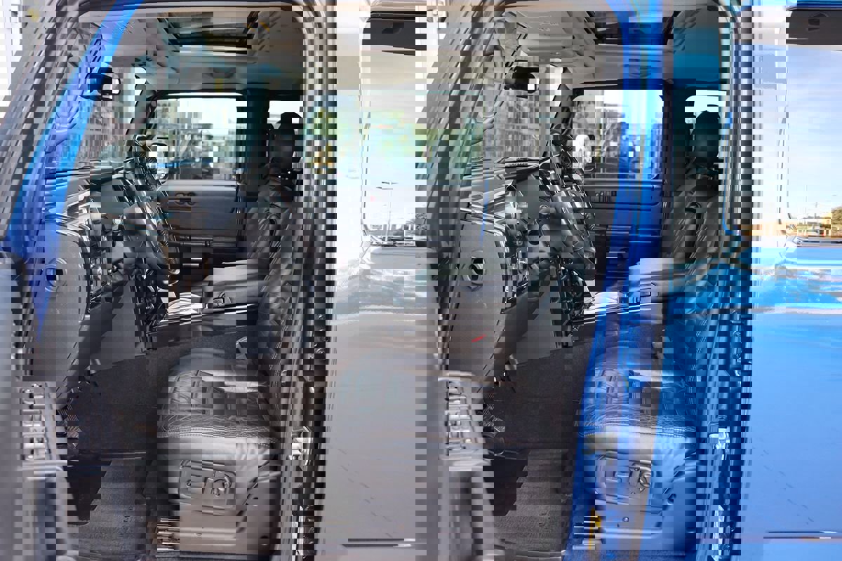 Used 2006 HUMMER H2 w/ Limited Edition H2 image 30