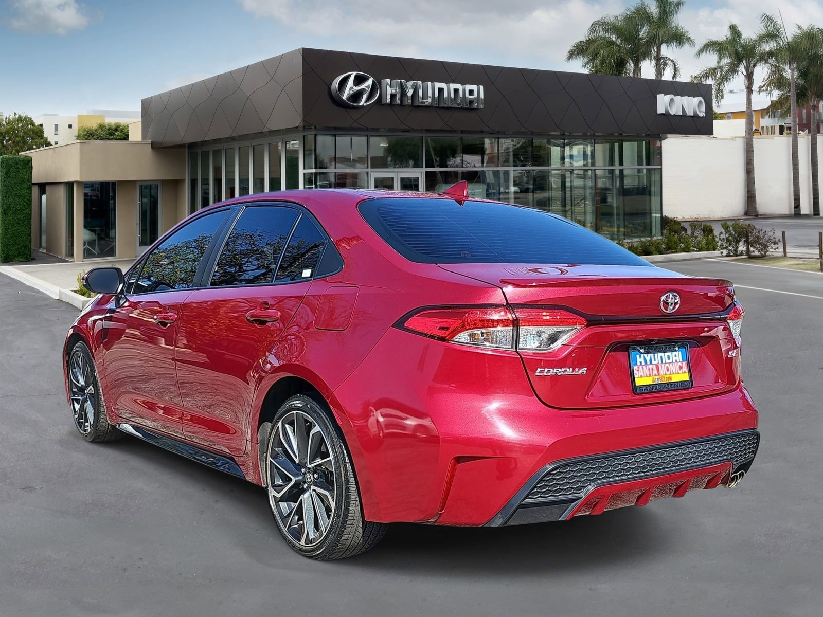 Used 2022 Toyota Corolla SE FWD image 5