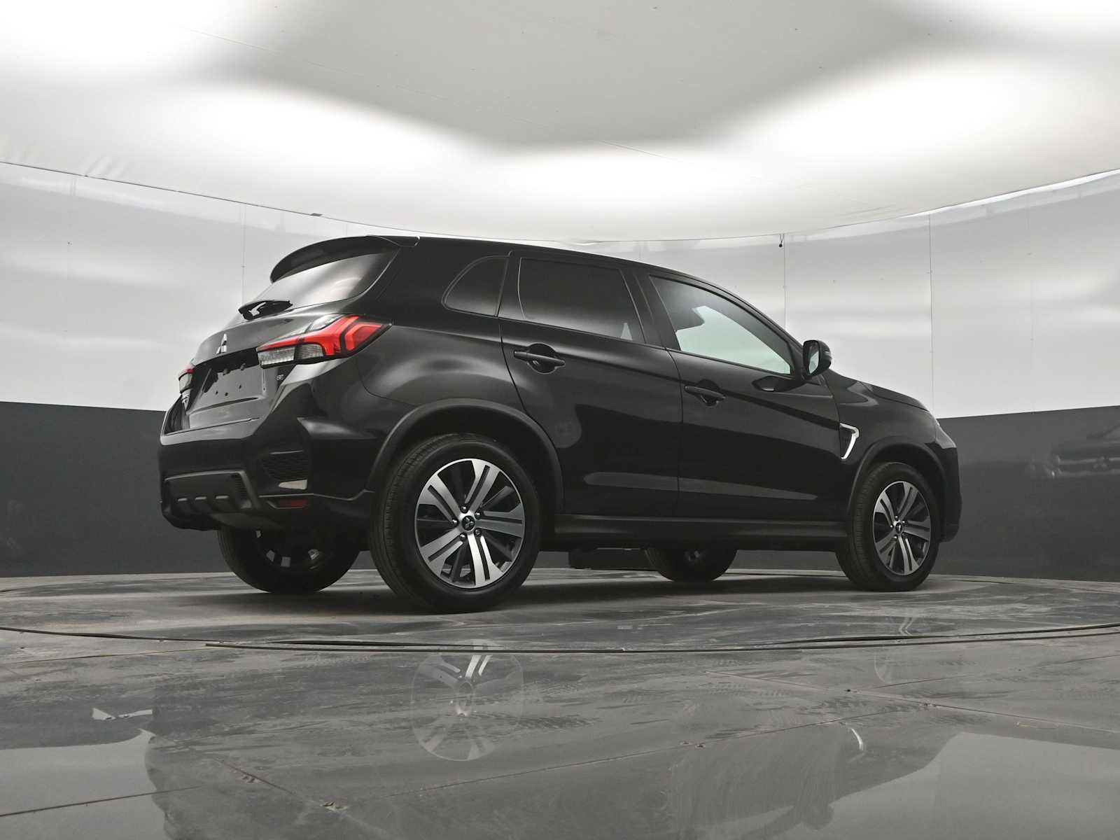 Used 2022 Mitsubishi Outlander Sport SE FWD image 40