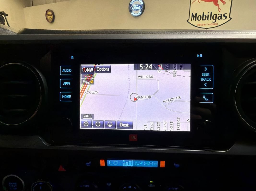 Used 2019 Toyota Tacoma TRD Pro AWD/4WD image 23