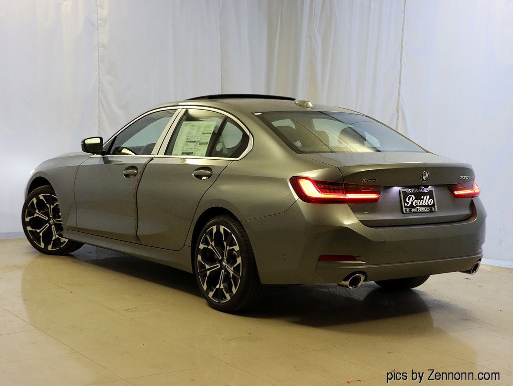 Used 2026 BMW 330i xDrive Sedan AWD/4WD image 3
