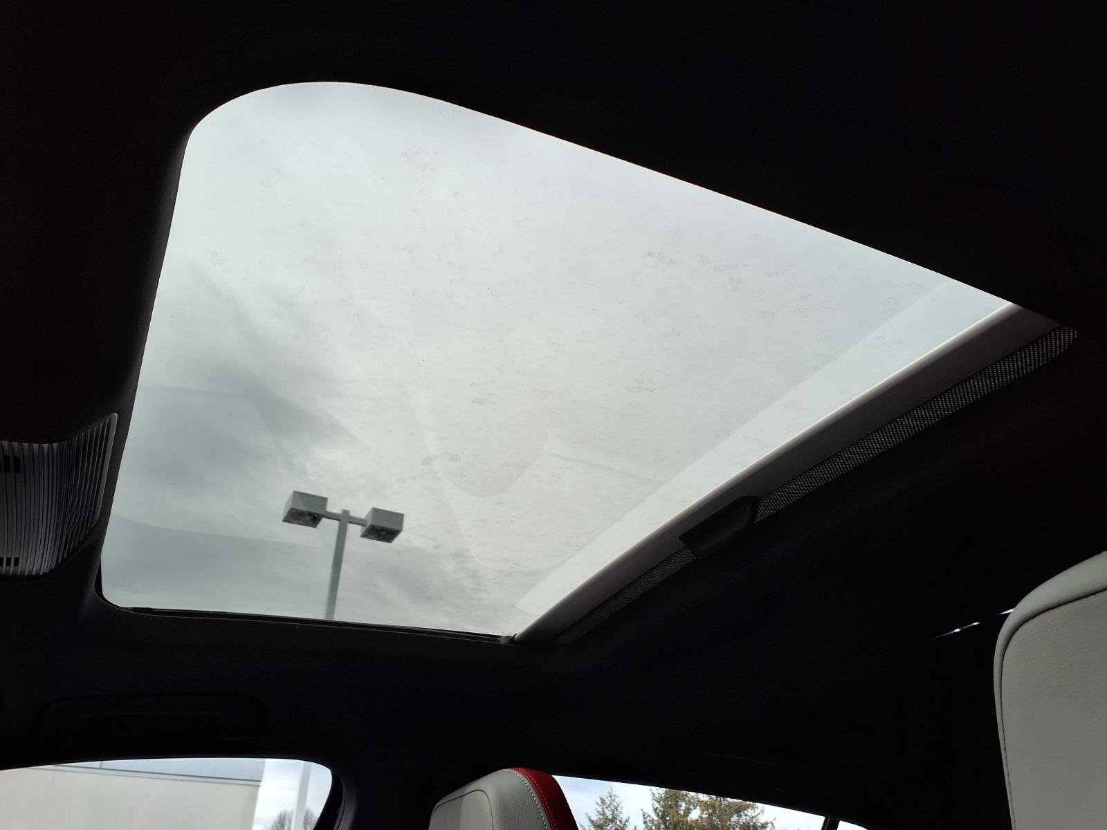 Used 2024 Volkswagen GTI Autobahn image 18