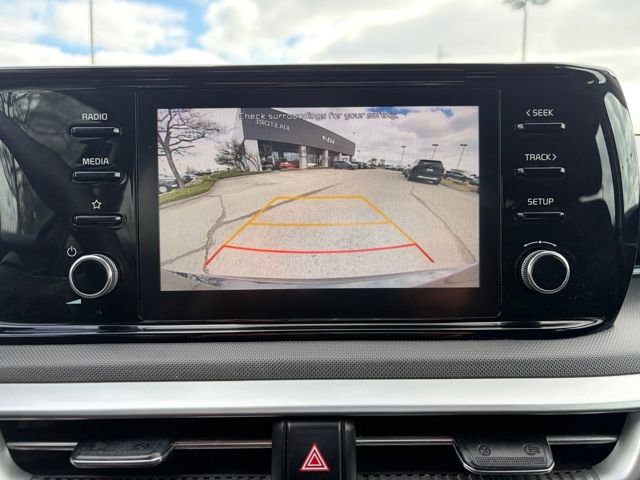 Used 2022 Kia K5 LX image 4
