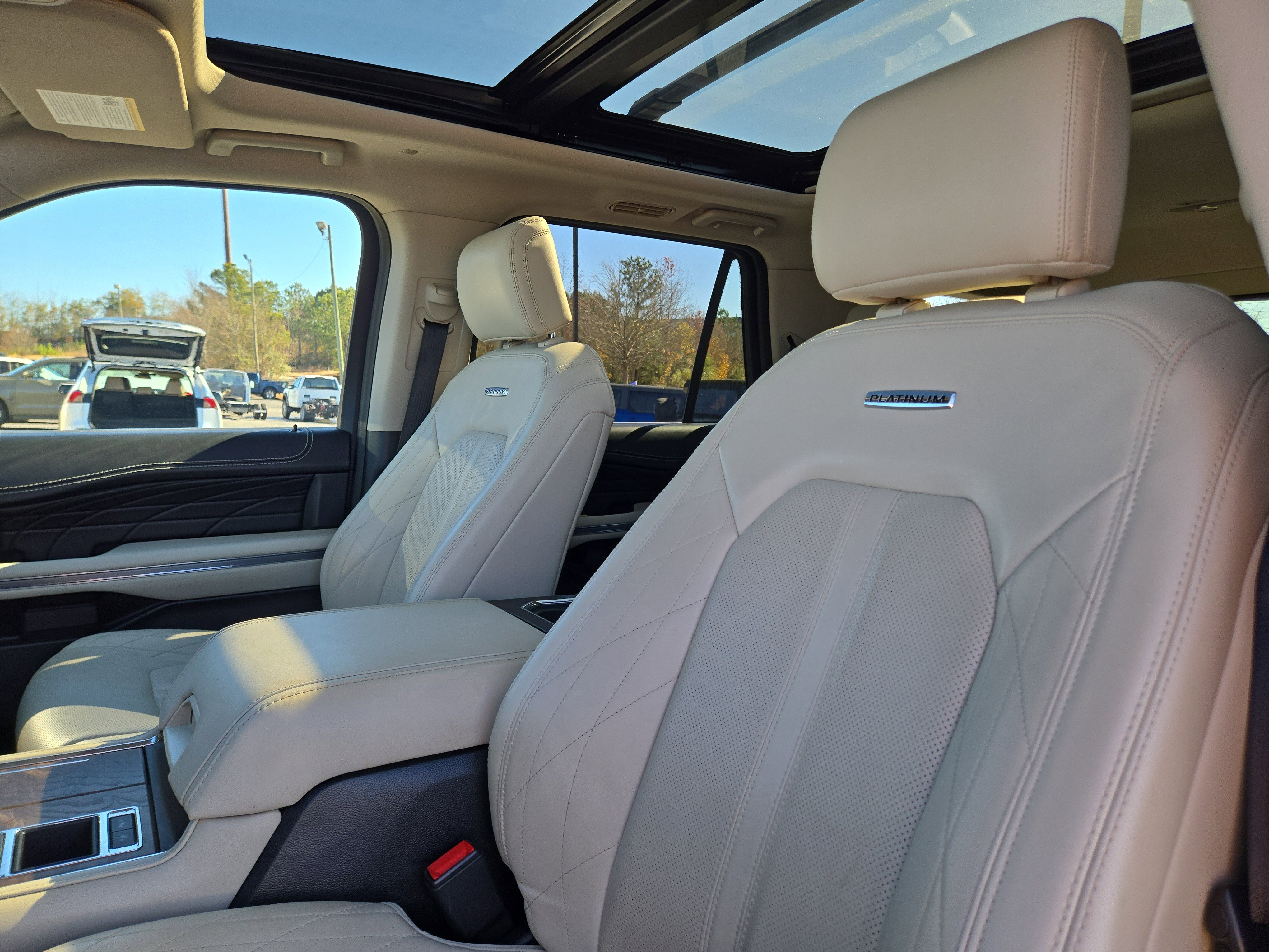 Used 2020 Ford Expedition Platinum image 26