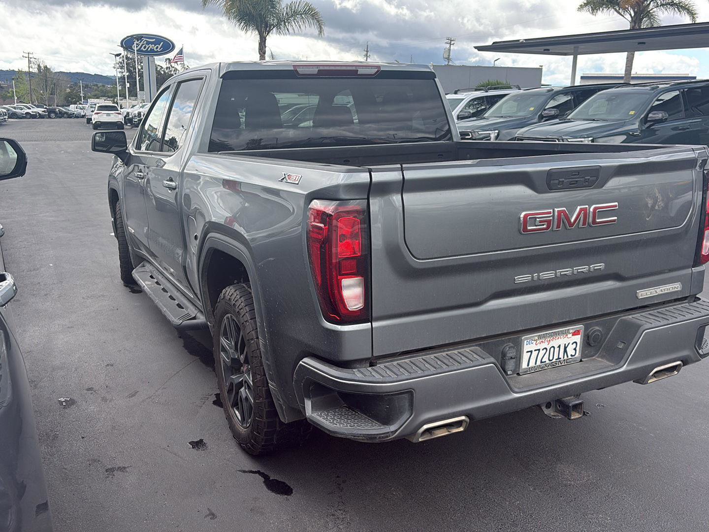 Used 2021 GMC Sierra 1500 Elevation w/ X31 Off-Road Package AWD/4WD image 4