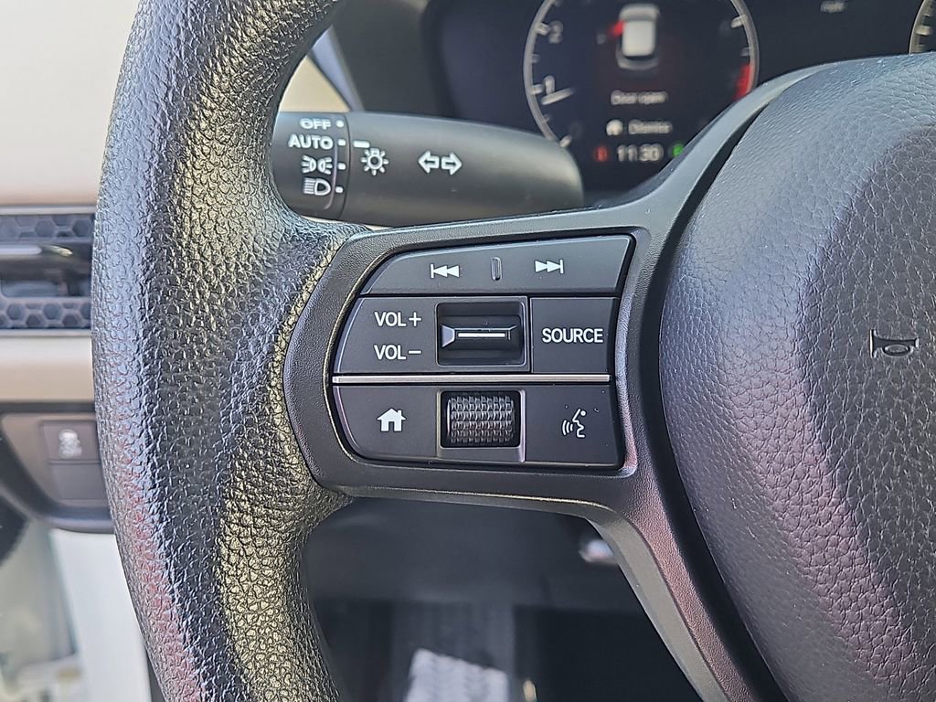 Certified 2025 Honda HR-V LX image 19