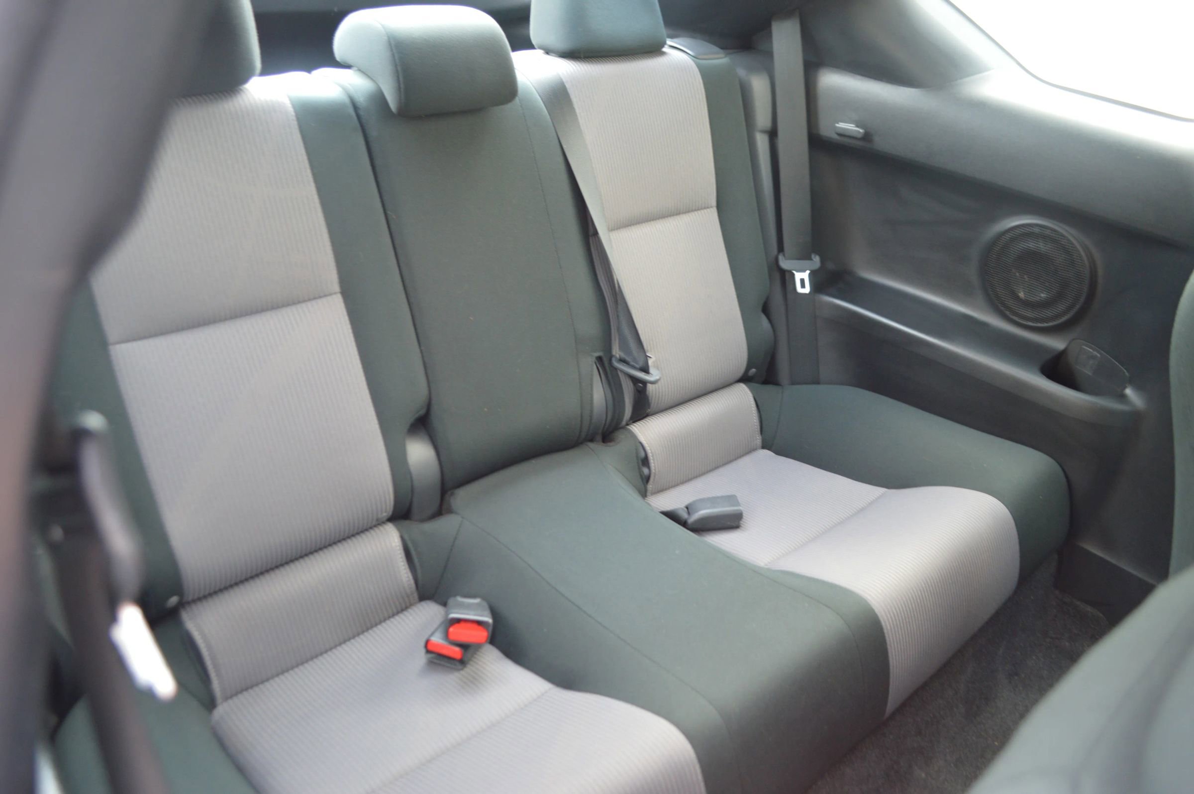 Used 2015 Scion tC image 21