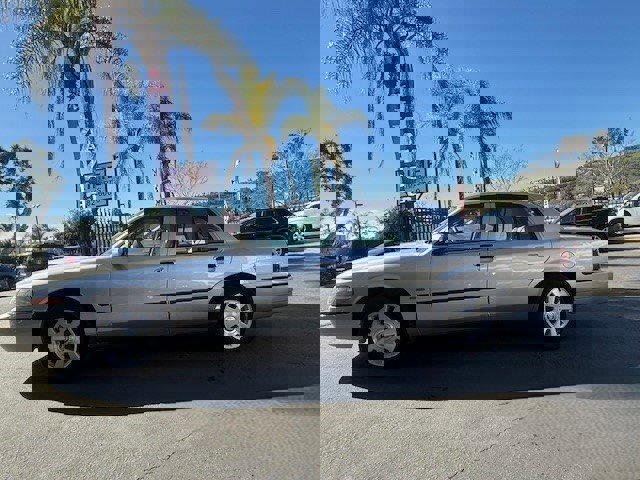 Used 2005 Mercury Grand Marquis LS image 3