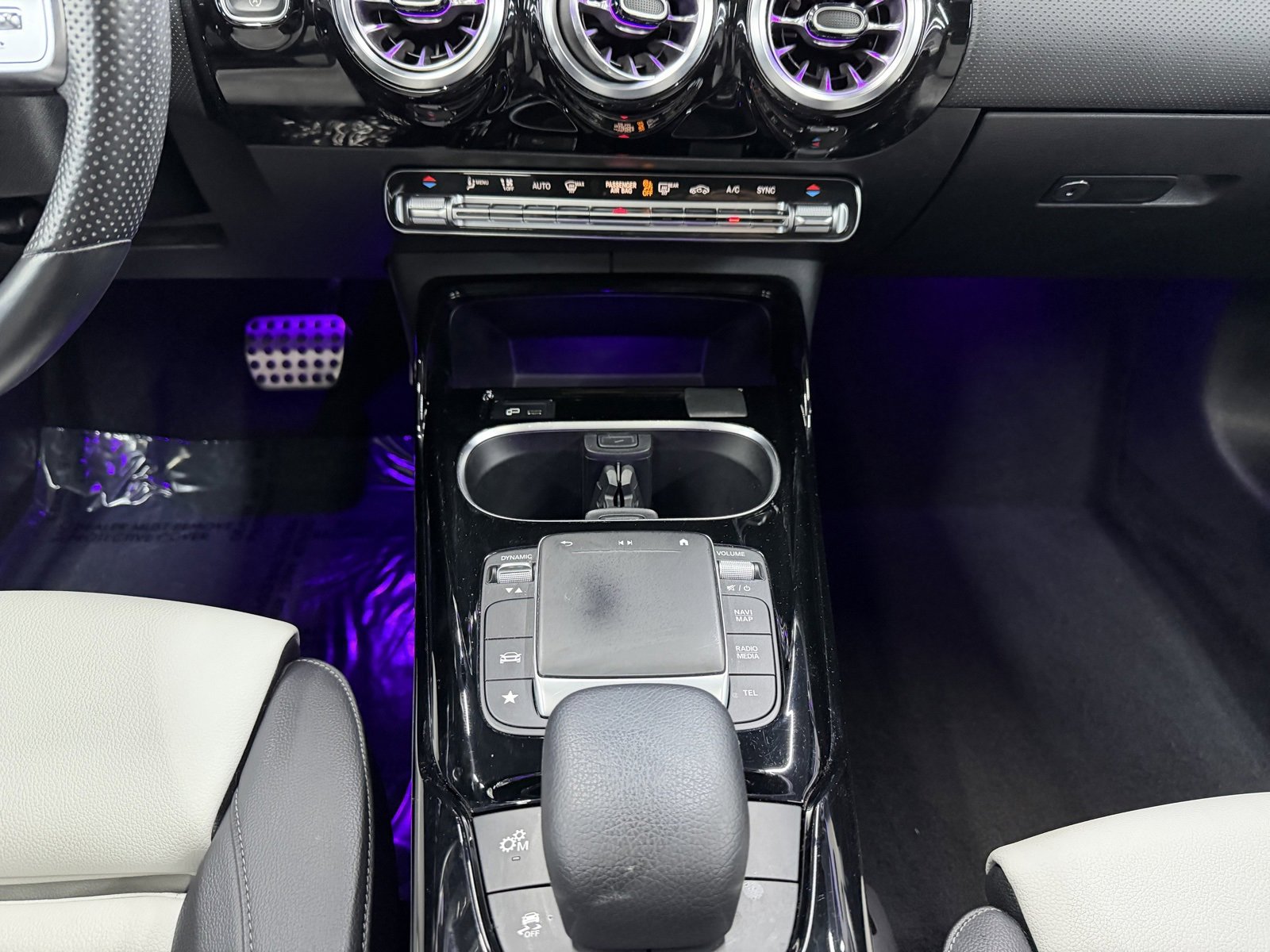 Used 2022 Mercedes-Benz CLA 35 AMG CLA 35 AMG image 16