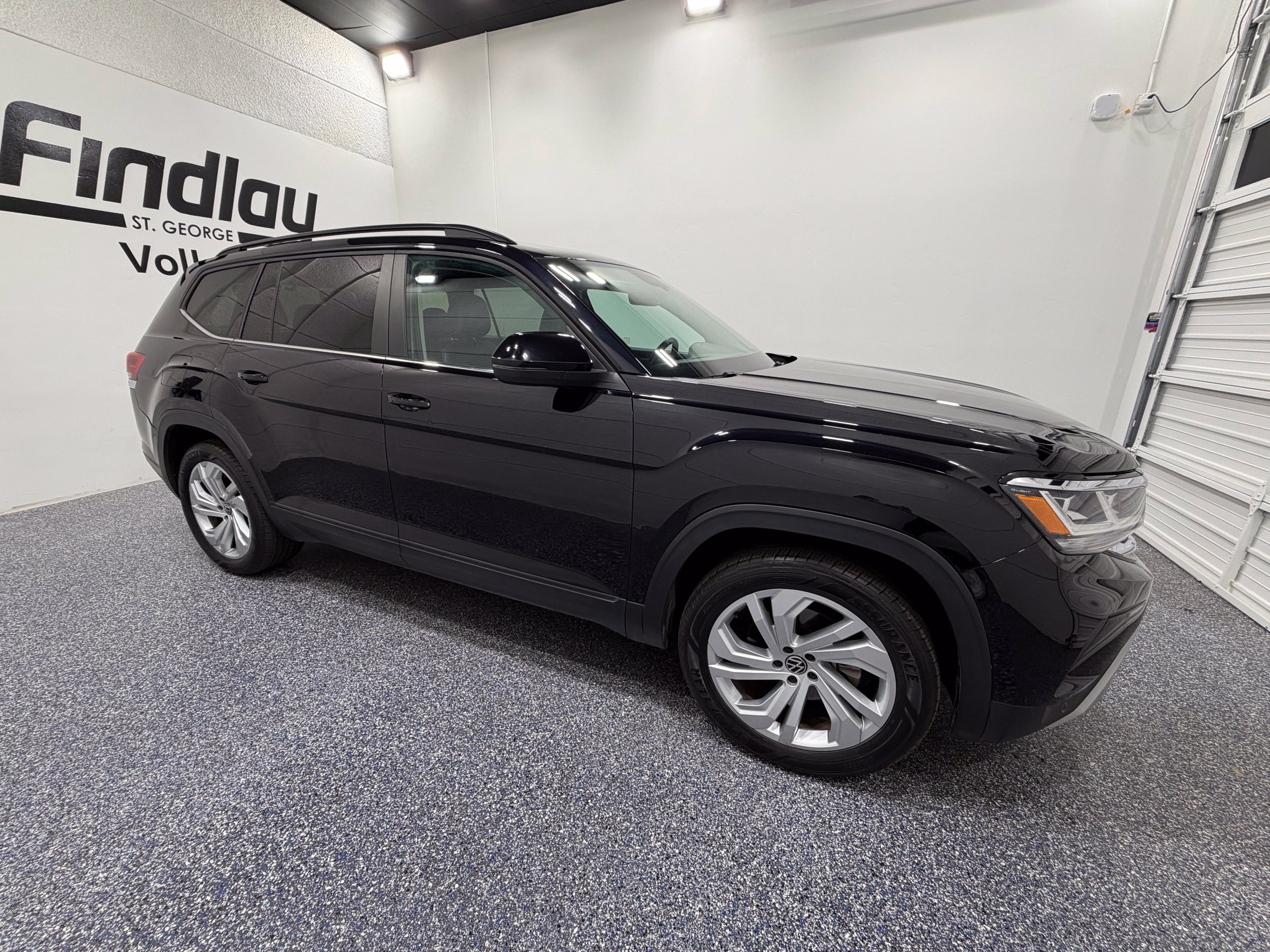 Used 2022 Volkswagen Atlas SE w/ Panoramic Sunroof Package AWD/4WD image 8