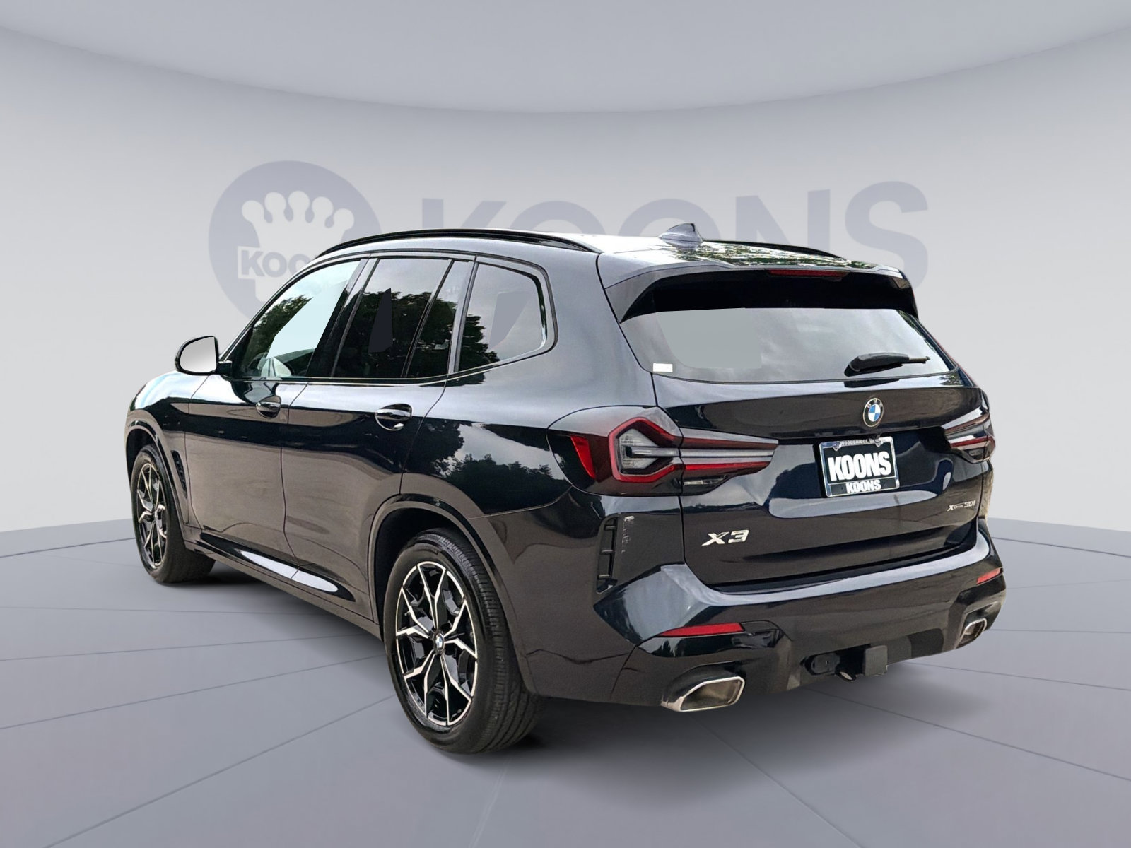 Used 2023 BMW X3 xDrive30i w/ M Sport Package AWD/4WD image 4