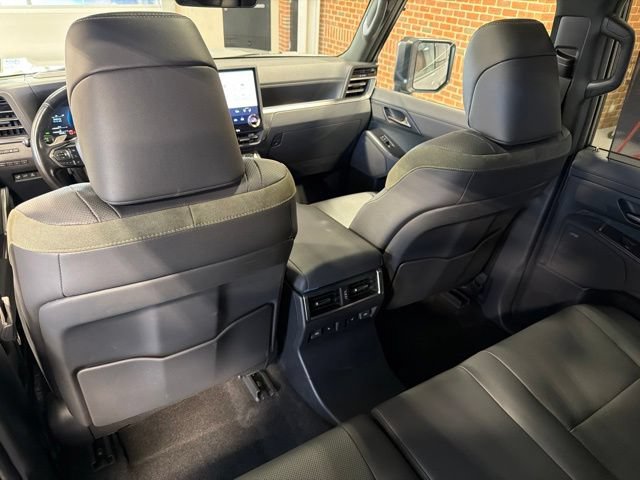 Used 2024 Lexus GX 550 AWD/4WD image 27