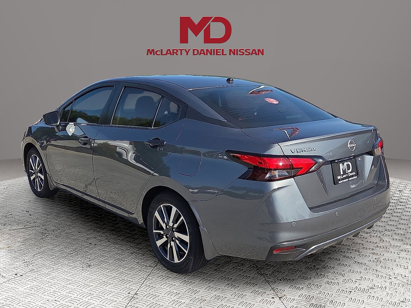 Used 2025 Nissan Versa S w/ S Plus Package image 4