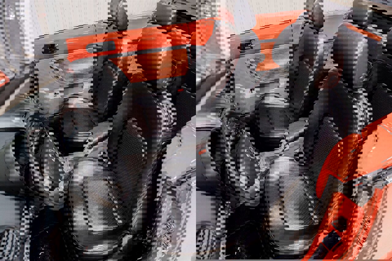 Used 2004 Volkswagen Beetle GLS FWD image 10