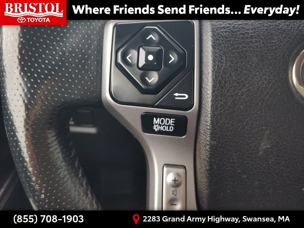 Used 2016 Toyota 4Runner SR5 w/ Four Season Floor Mat Package AWD/4WD image 26