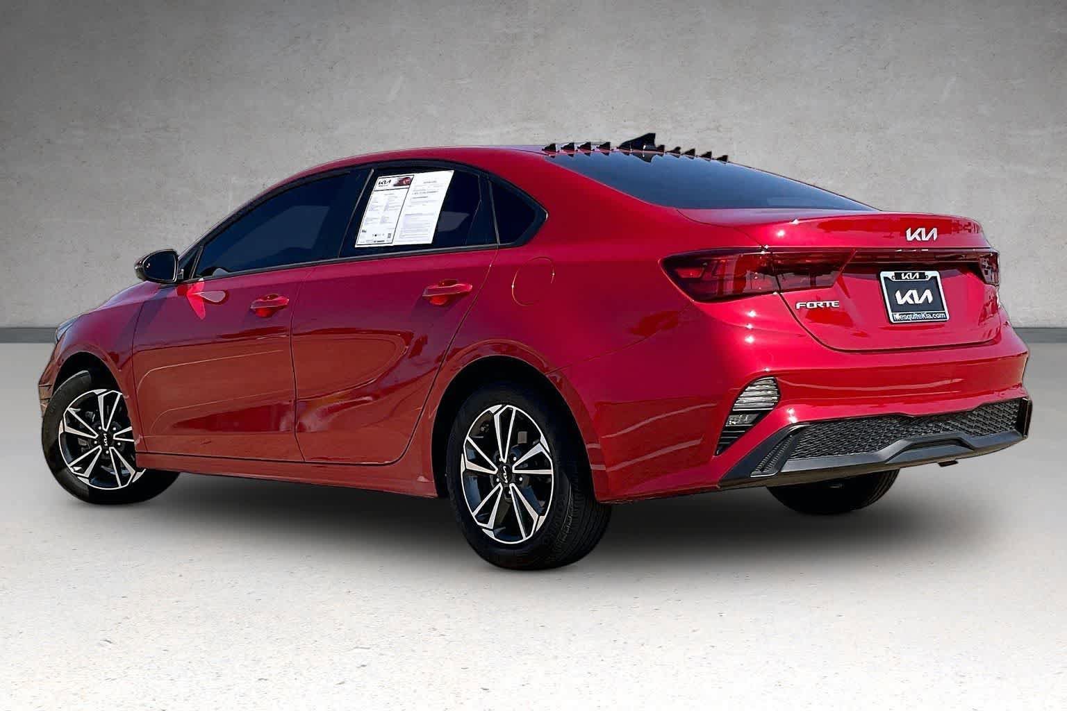 Certified 2023 Kia Forte LXS w/ LXS Technology Package FWD image 4
