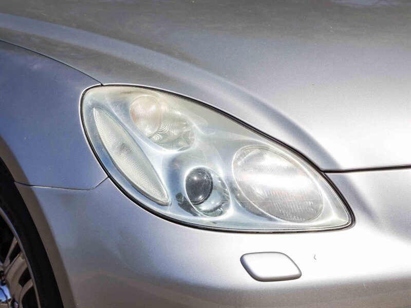 Used 2002 Lexus SC 430 Convertible RWD image 10