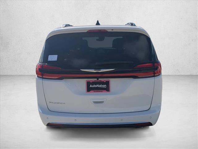 New 2026 Chrysler Pacifica Pinnacle FWD image 8