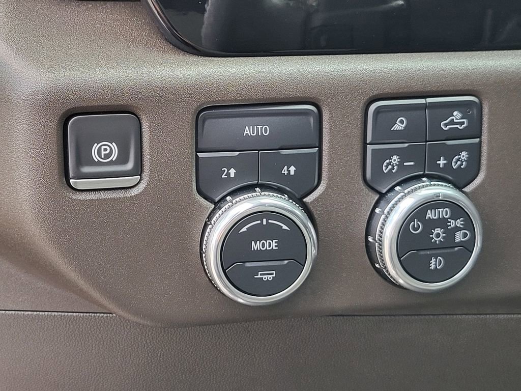 Used 2024 GMC Sierra 1500 SLT w/ SLT Premium Package AWD/4WD image 23