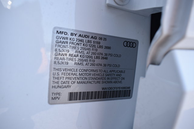 Used 2025 Audi Q3 2.0T Premium w/ Convenience Package AWD/4WD image 27