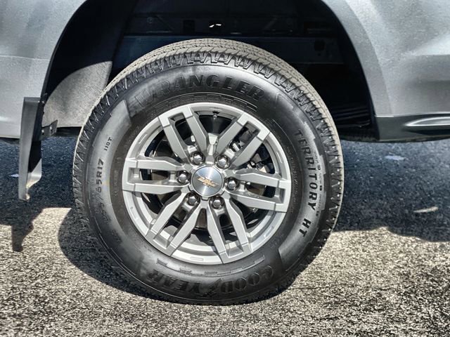 Certified 2025 Chevrolet Colorado LT w/ Advanced Trailering Package image 24