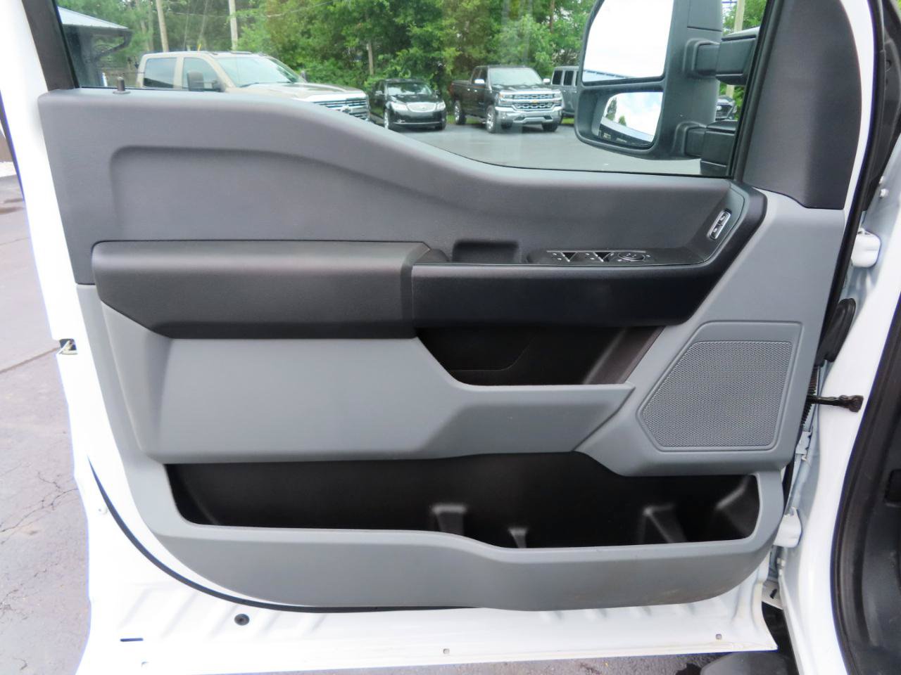 Used 2024 Ford F350 XL AWD/4WD image 26