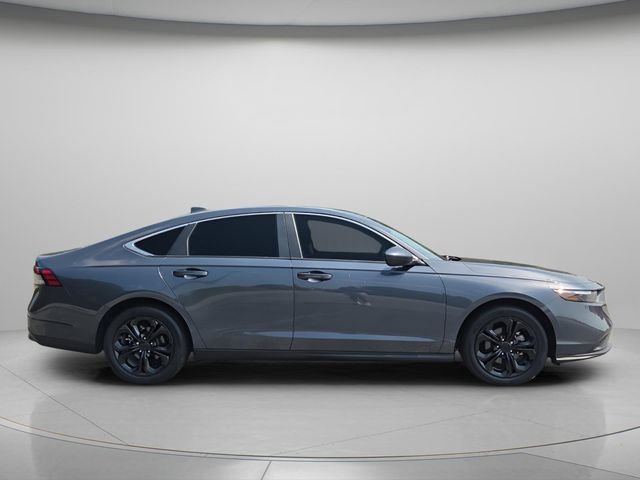 Used 2023 Honda Accord LX image 9