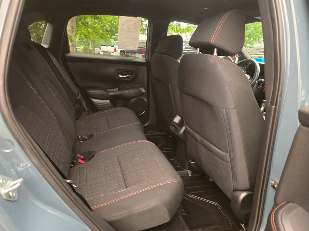Used 2025 Honda HR-V Sport image 14