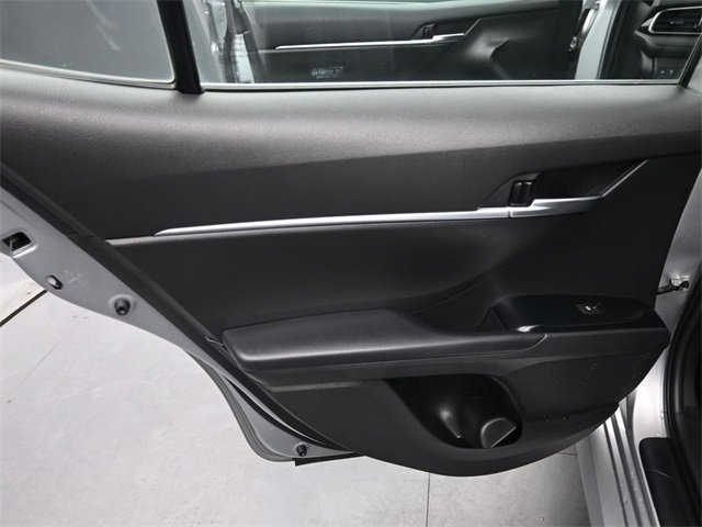 Used 2020 Toyota Camry LE image 13