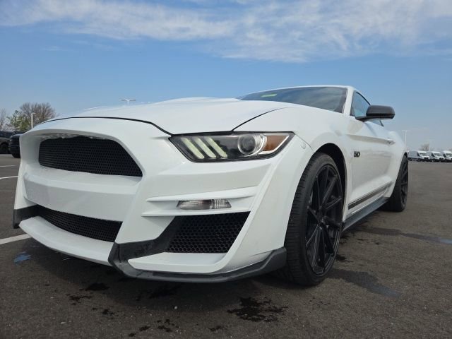 Used 2016 Ford Mustang GT Premium RWD image 2