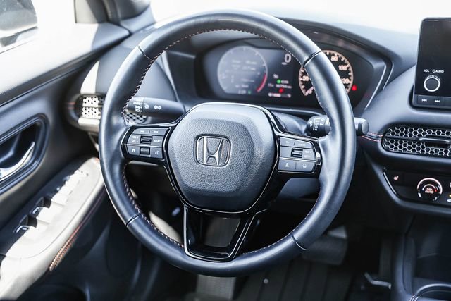Used 2025 Honda HR-V Sport image 16